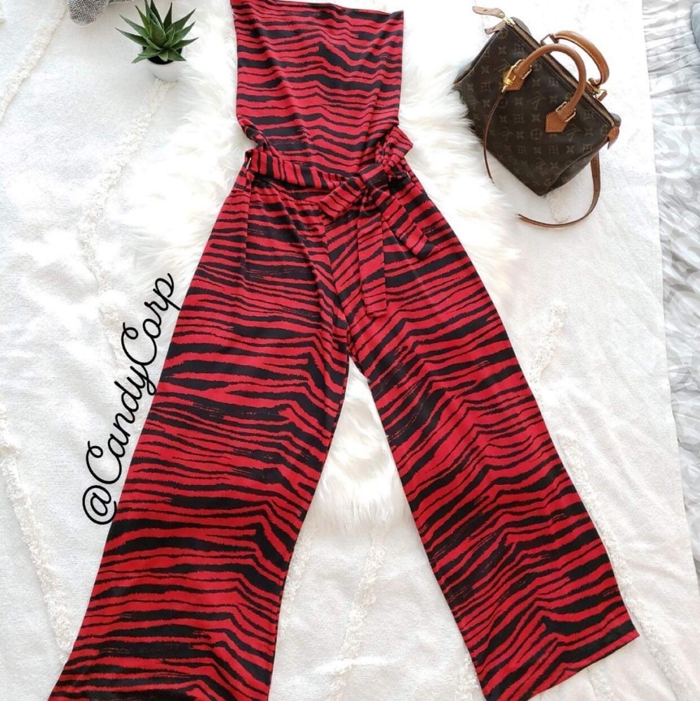 BRAND NEW!!! STYLISH ROMPER